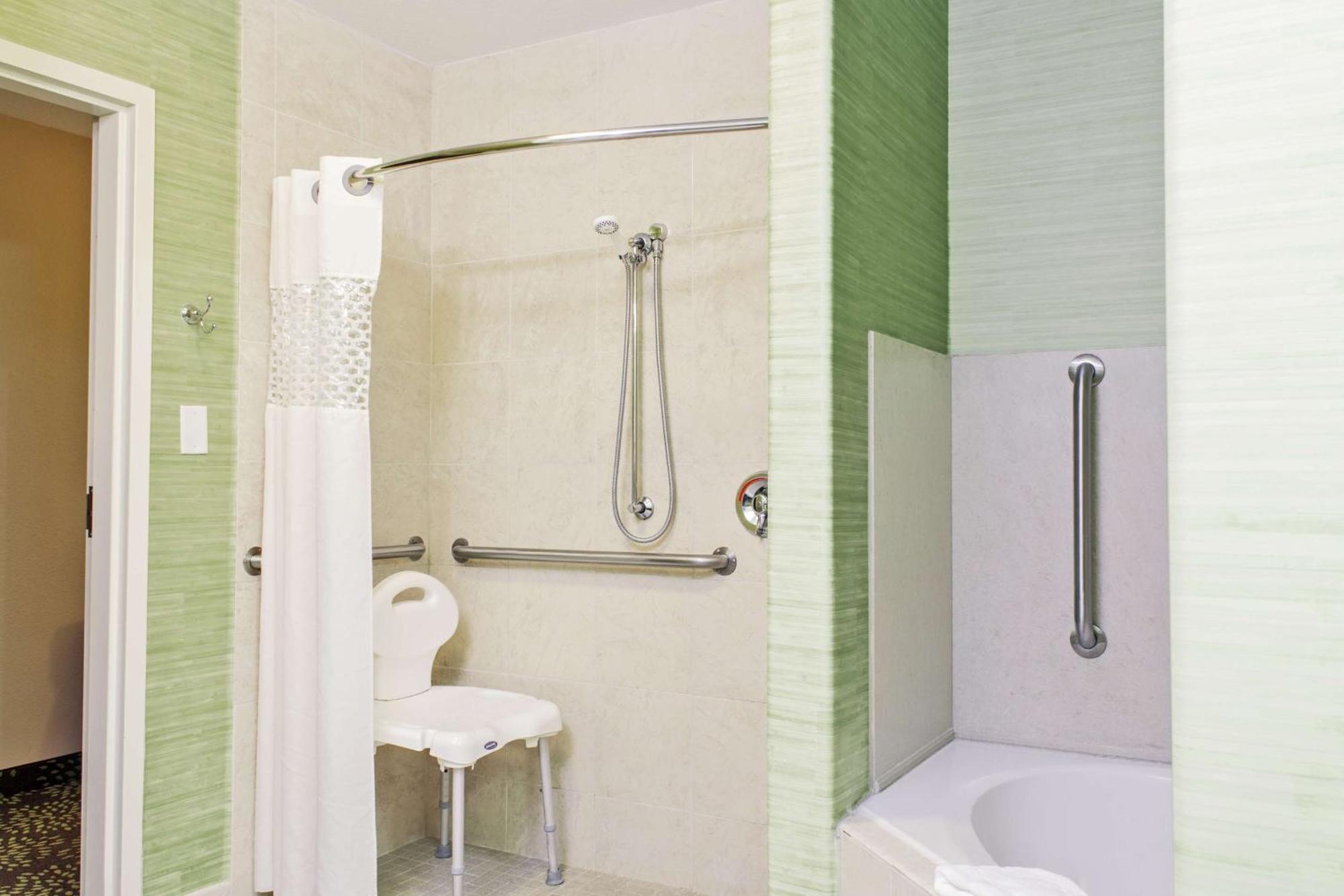 Hampton Inn & Suites הרלינגן מראה חיצוני תמונה