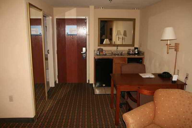 Hampton Inn & Suites הרלינגן חדר תמונה