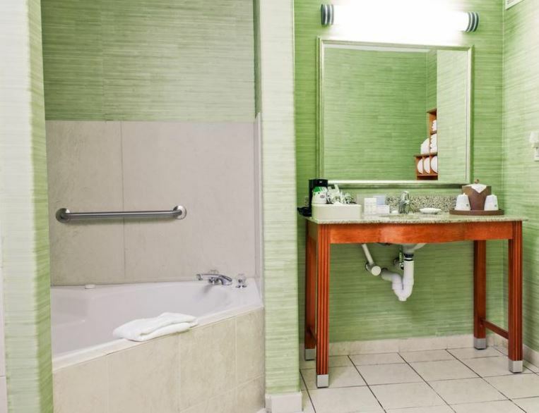 Hampton Inn & Suites הרלינגן מראה חיצוני תמונה